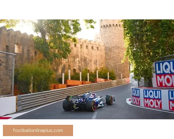 F1赛季最新动态解析：车队策略与车手表现全景揭秘